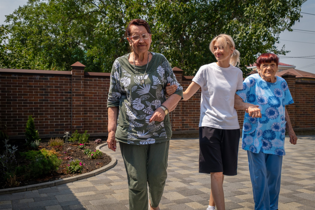 Круглосуточный уход за пенсионерами: комфорт и безопасность в пожилом возрасте